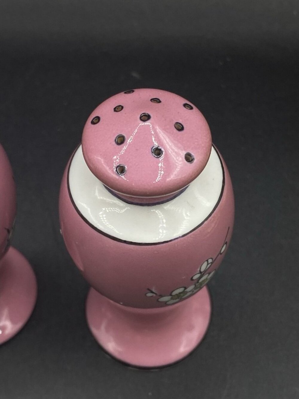 Salt & Pepper Shakers Japan Butterfly Pink Art Nouveau Cherry Blossom Porcelain - Picture 8 of 11